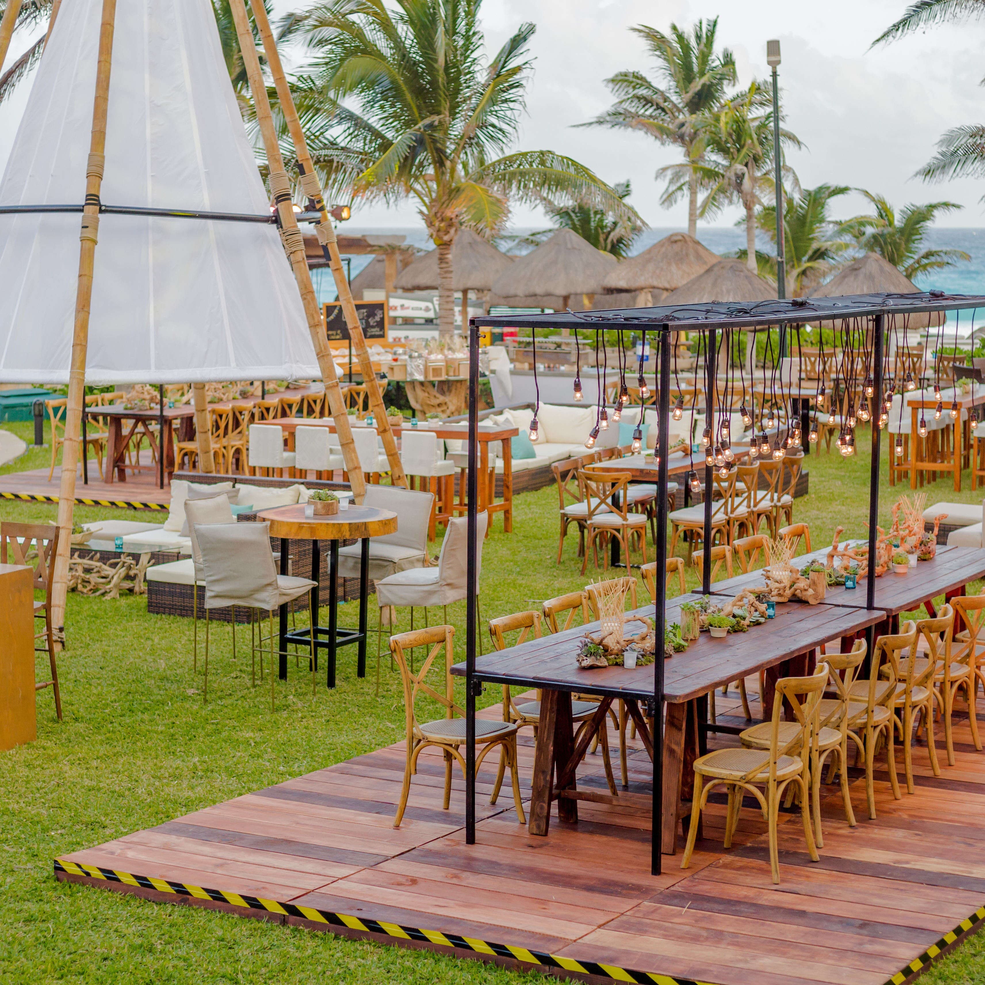 Cancún Destination Wedding Package at JW Marriott Cancún Resort & Spa