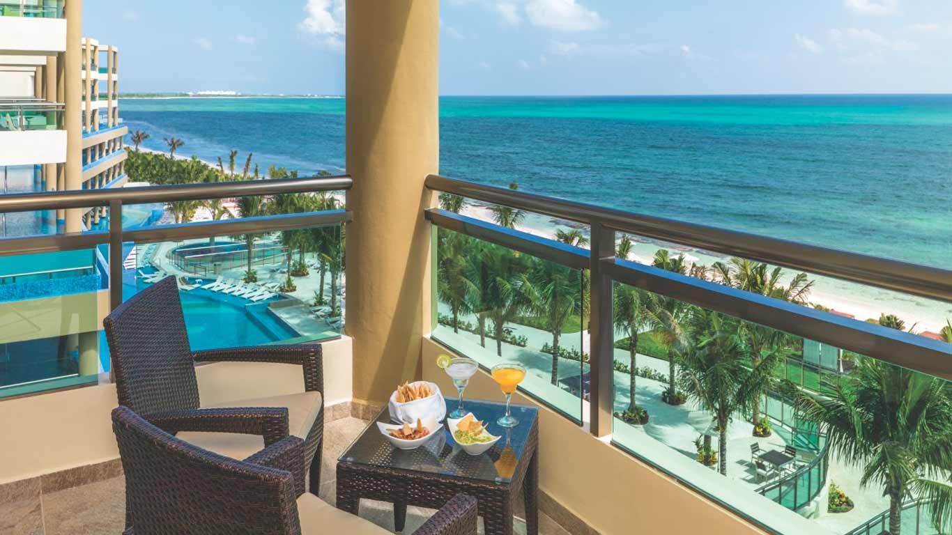 Weddings in Paradise at Generations Riviera Maya